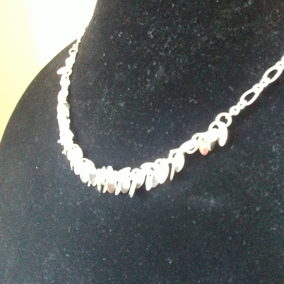 Nina Ricci Necklace & Earring Set - Picture 3 of 6